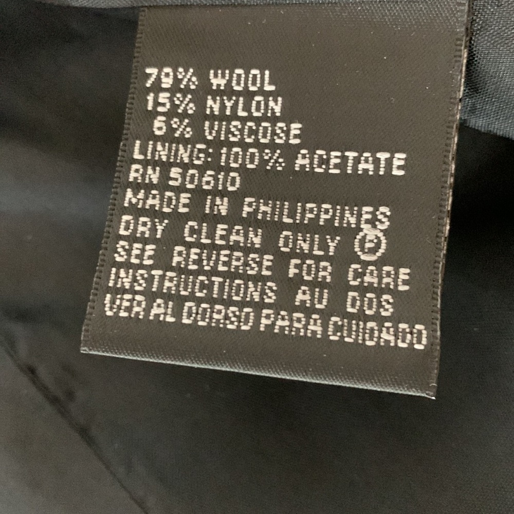 Albert Nipon Jacket, VTG, black with white and sliver “highlights” - Picture 6 of 6